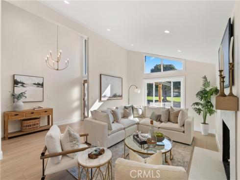 4589  Almond   Avenue, Seal Beach, CA