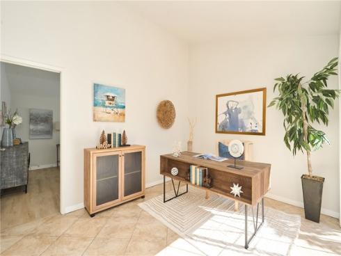 370 Electric , Seal Beach, CA