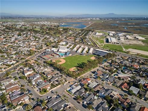 370 Electric , Seal Beach, CA