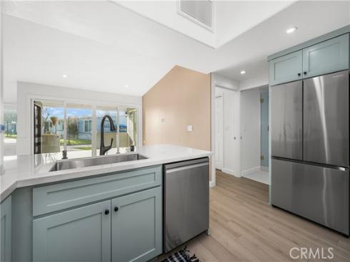 1641 Monterey 18E RoadM-2, Seal Beach, CA