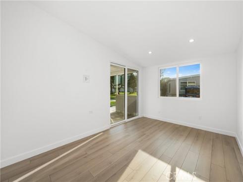 1641 Monterey 18E RoadM-2, Seal Beach, CA