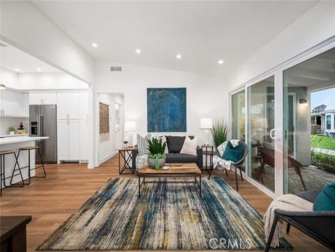 1271 Kenwood 163L RoadM-7, Seal Beach, CA