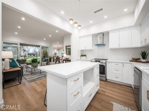 1271 Kenwood 163L RoadM-7, Seal Beach, CA