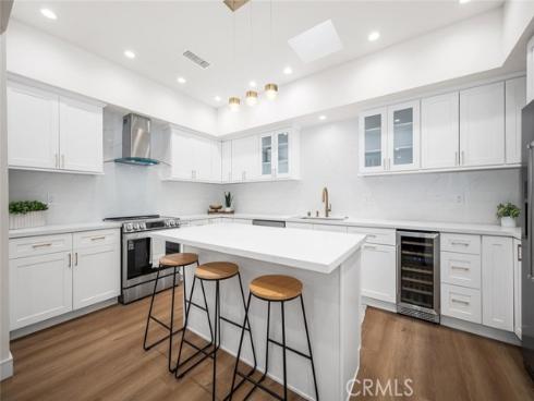 1271 Kenwood 163L RoadM-7, Seal Beach, CA