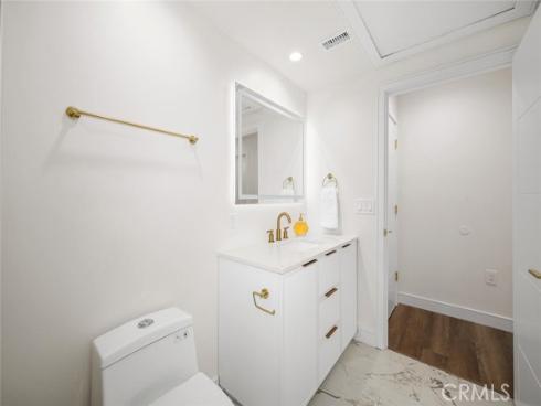 1271 Kenwood 163L RoadM-7, Seal Beach, CA