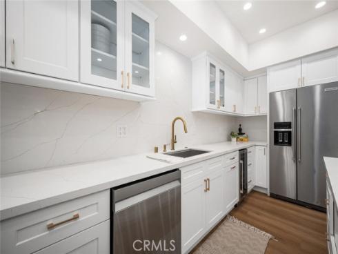 1271 Kenwood 163L RoadM-7, Seal Beach, CA