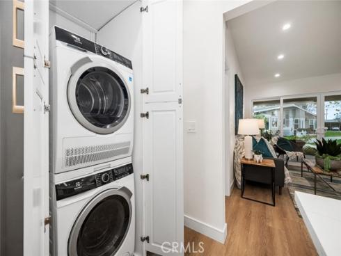 1271 Kenwood 163L RoadM-7, Seal Beach, CA