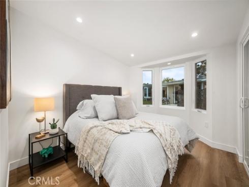 1271 Kenwood 163L RoadM-7, Seal Beach, CA