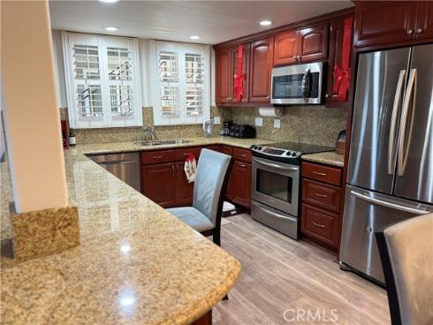 1860  Mckinney Wy M15-21a  , Seal Beach, CA