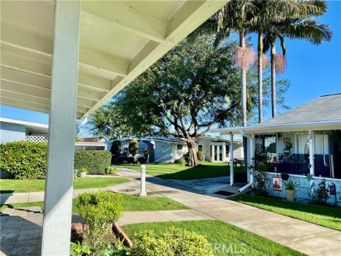 13840 Canoe Brook Dr., M3-6g , Seal Beach, CA