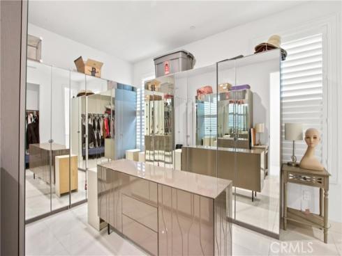 208 Ocean Place, Seal Beach, CA