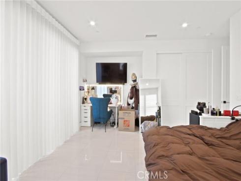 208 Ocean Place, Seal Beach, CA