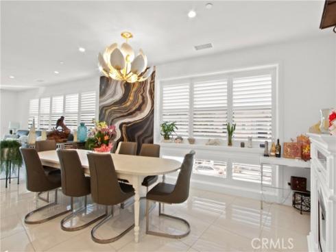 208 Ocean Place, Seal Beach, CA