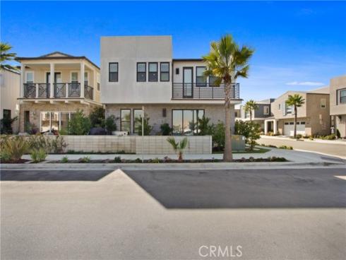 208 Ocean Place, Seal Beach, CA