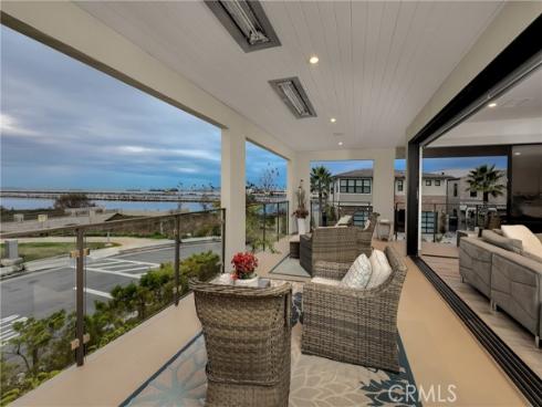 10 Ocean Place , Seal Beach, CA