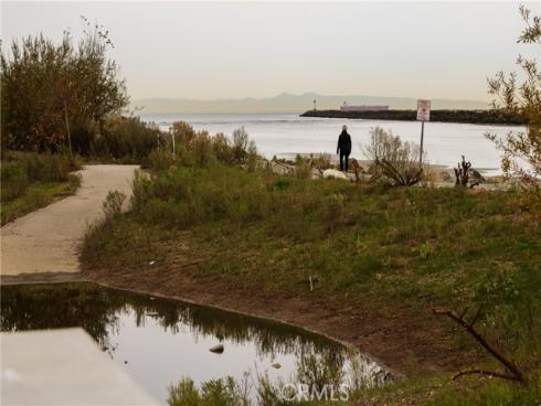 10 Ocean Place , Seal Beach, CA