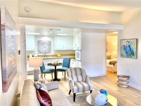 13581 Medinac Ln M5-71e , Seal Beach, CA