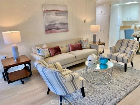 13581 Medinac Ln M5-71e , Seal Beach, CA