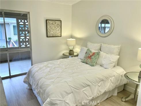 13581 Medinac Ln M5-71e , Seal Beach, CA