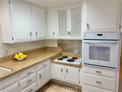 13581 Medinac Ln M5-71e , Seal Beach, CA