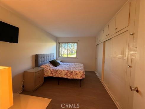 1811 Saint John 41E Road, Seal Beach, CA