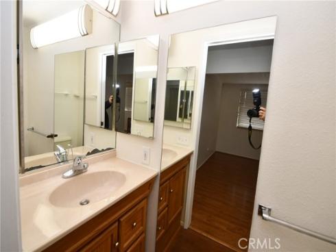 1842 Thunderbird Dr. 1A , Seal Beach, CA