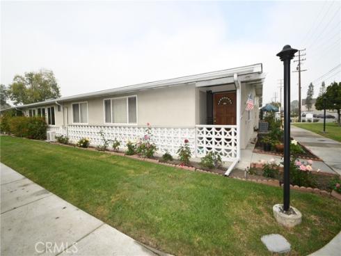 1842 Thunderbird Dr. 1A , Seal Beach, CA