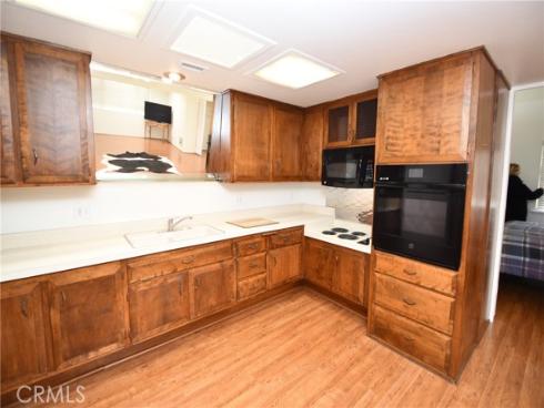 1842  Thunderbird  1A  Drive, Seal Beach, CA