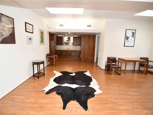 1842  Thunderbird  1A  Drive, Seal Beach, CA