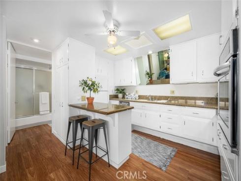 1240  Oakmont  52i  RoadM4, Seal Beach, CA