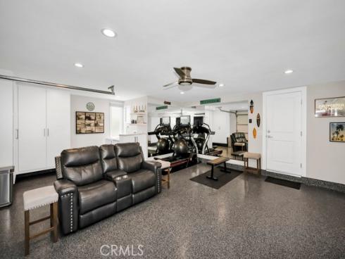 1005 Driftwood Avenue, Seal Beach, CA