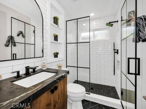 1005 Driftwood Avenue, Seal Beach, CA