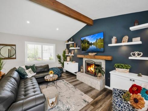 1005 Driftwood Avenue, Seal Beach, CA