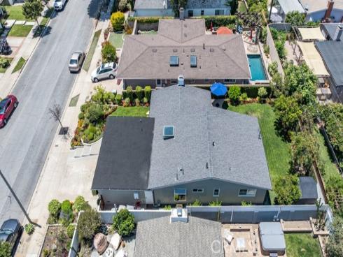 1005 Driftwood Avenue, Seal Beach, CA