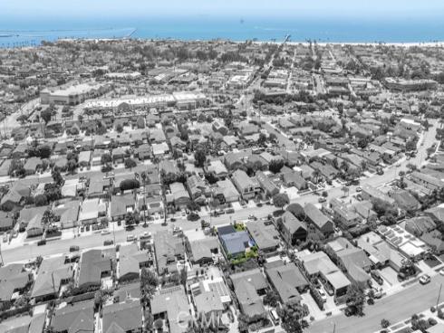 1005 Driftwood Avenue, Seal Beach, CA