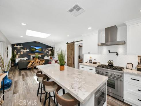 1005 Driftwood Avenue, Seal Beach, CA