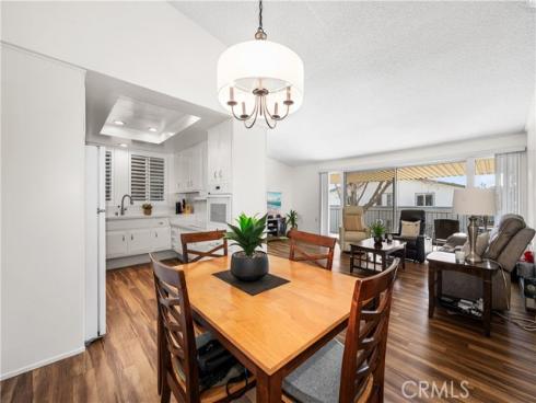 1981 Mckinney 14K WayM-15, Seal Beach, CA