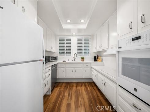 1981 Mckinney 14K WayM-15, Seal Beach, CA