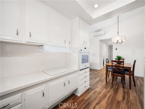 1981 Mckinney 14K WayM-15, Seal Beach, CA