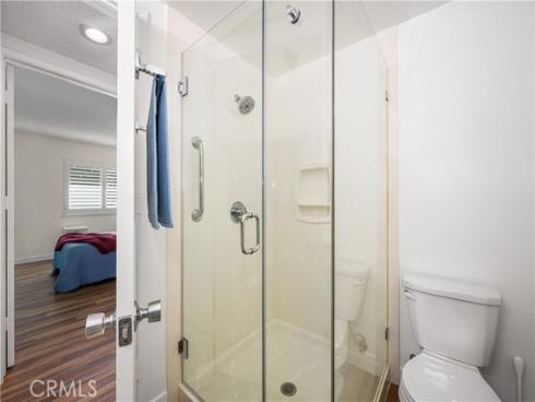 1981 Mckinney 14K WayM-15, Seal Beach, CA