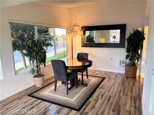 1460 Pelham M5-106F Road, Seal Beach, CA