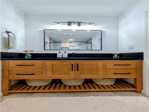 216 15th Street , Seal Beach, CA