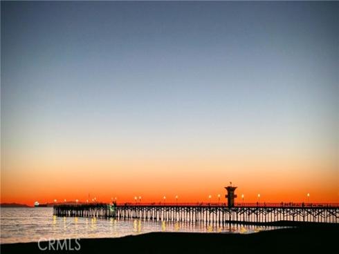 216 15th Street , Seal Beach, CA