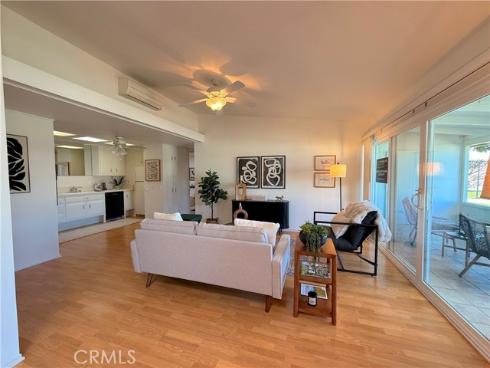 13500  Wentworth  121J  Lane, Seal Beach, CA