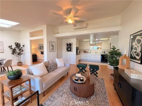 13500  Wentworth  121J  Lane, Seal Beach, CA