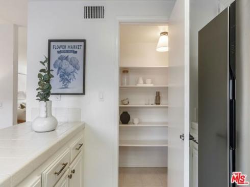 306 Regatta Way, Seal Beach, CA