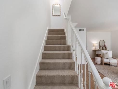 306 Regatta Way, Seal Beach, CA