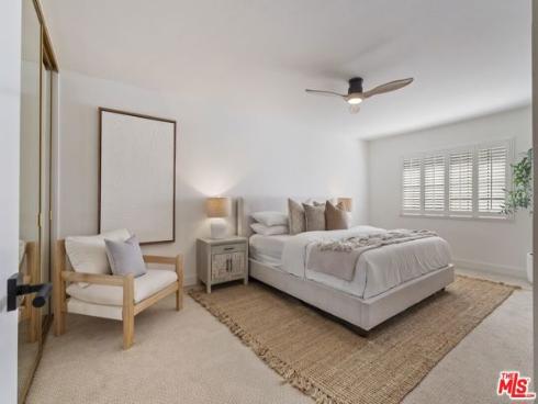 306 Regatta Way, Seal Beach, CA