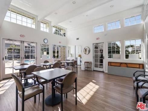 306 Regatta Way, Seal Beach, CA