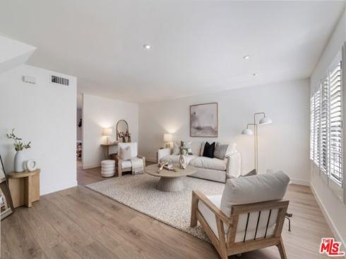 306 Regatta Way, Seal Beach, CA